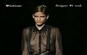 فحش فلموں افوہ - lingerie کے رن وے شو - کے ذریعے اور عریاں دیکھ - ٹی وی پر - تالیف