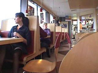 Cafe berkedip