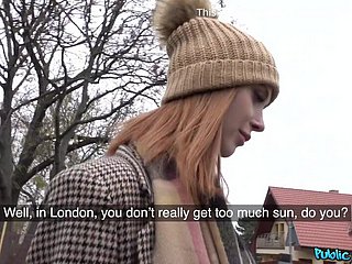 Redhead Brit Fucks สำหรับ Posh Villa 1 - ตัวแทนสาธารณะ