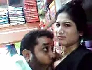 Mengisap Pasar Kain Pakistan