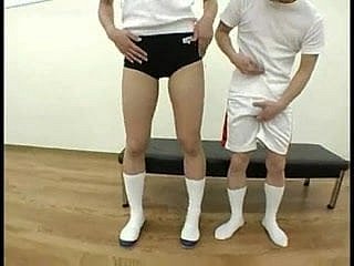 身材的女人和矮个子（删）
