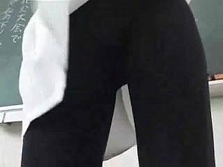 Un Insegnante erotic brush Panty stokings